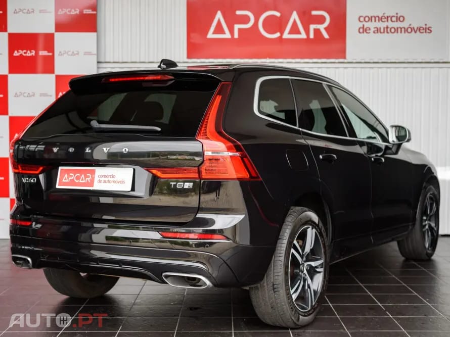 Volvo XC60 2.0 T8 PHEV R-Design AWD