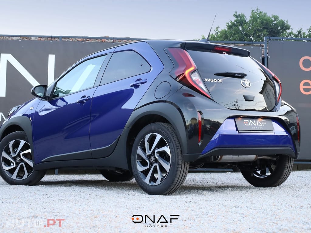 Toyota Aygo X 1.0 VVT-i Teamplayer