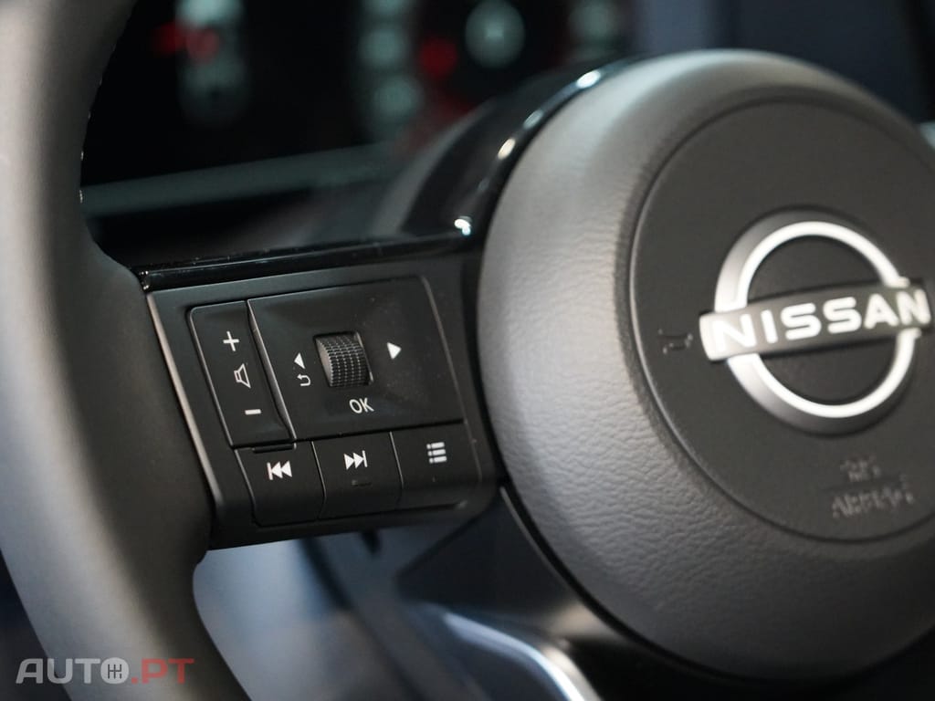 Nissan Qashqai 1.3 DIG-T N-Connecta LED+TT+SKY