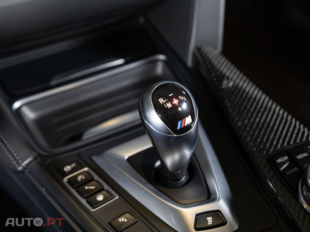 BMW M4 Auto