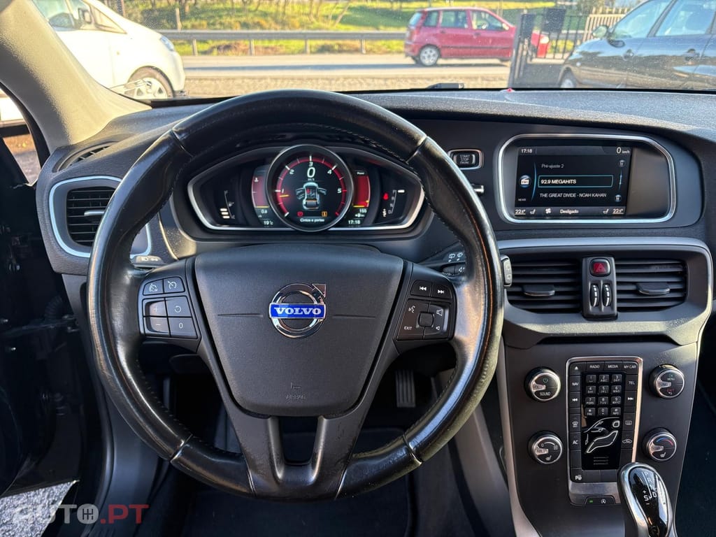 Volvo V40 1.6 D2 Kinetic Powershift