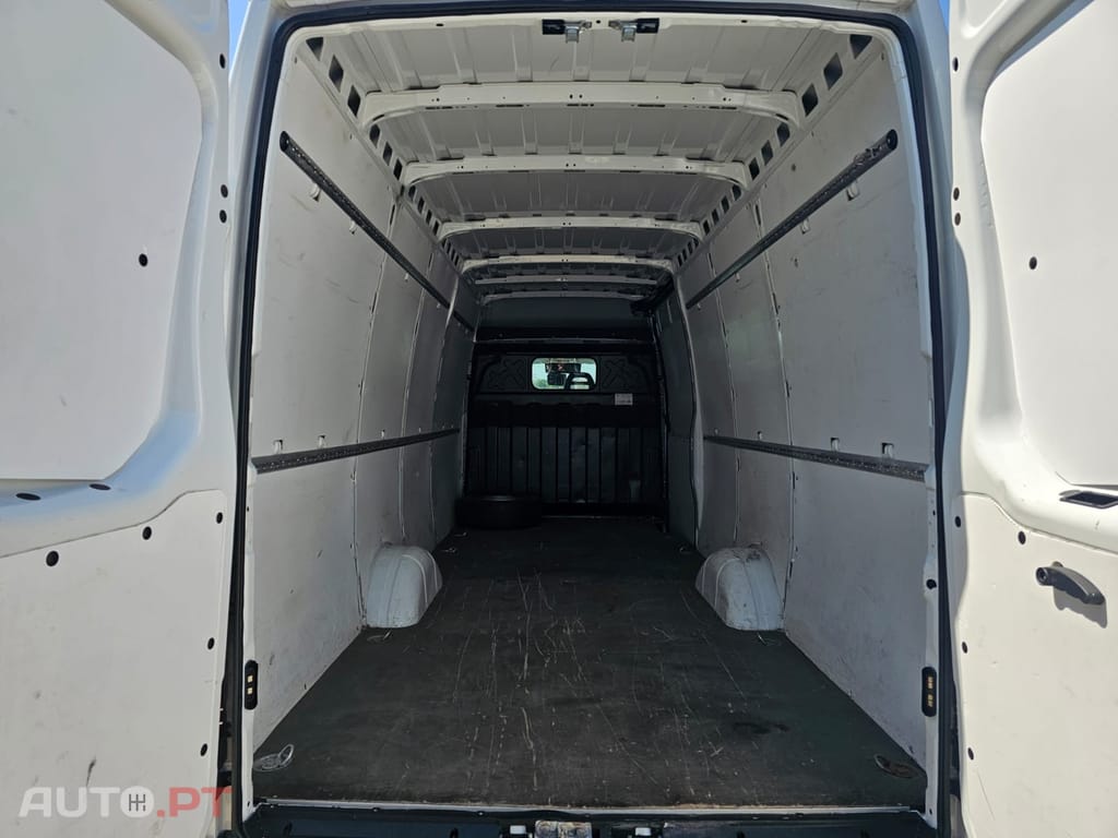 Iveco Daily 2.3 35S16H 4100 CD
