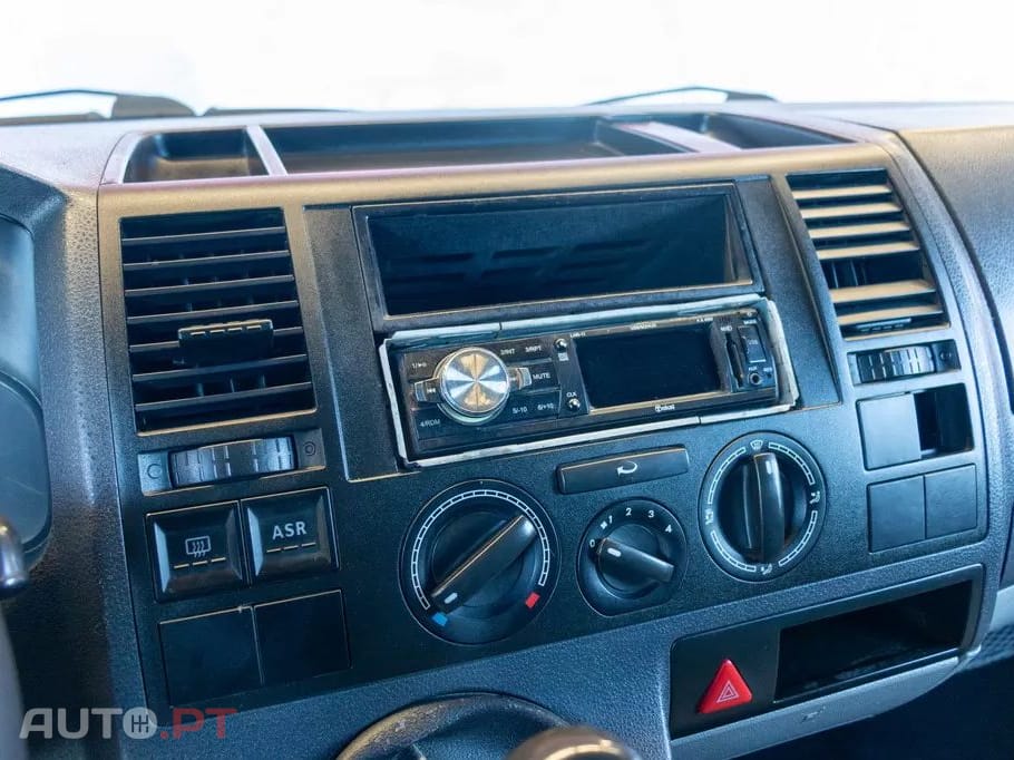 Volkswagen Transporter  1.9 TDi Teto Alto 3 Lug.