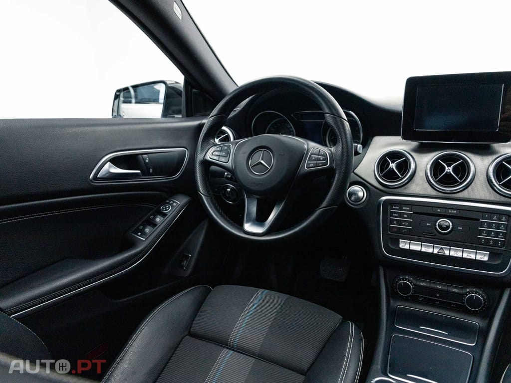 Mercedes-Benz CLA 180 d Shooting Brake Urban Aut.