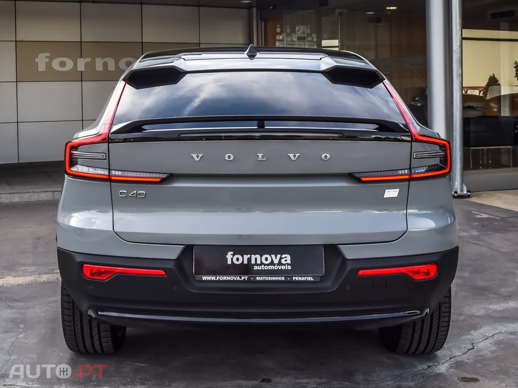 Volvo C40 Recharge Extended Range Plus