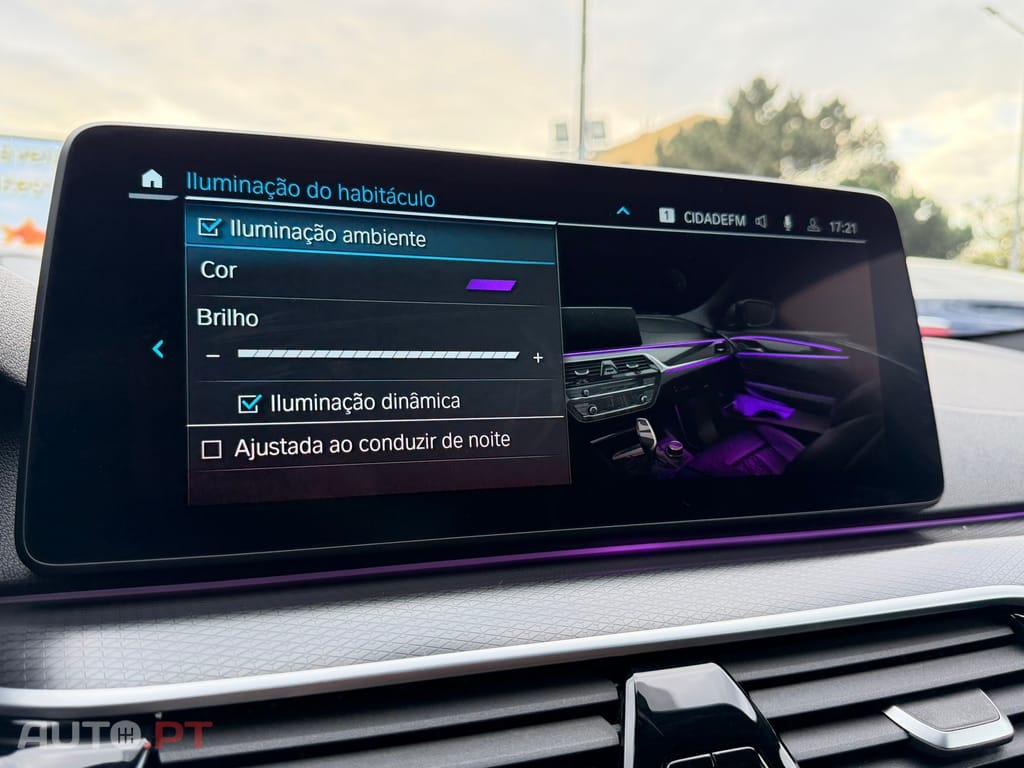 BMW 530 e Pack Desportivo M