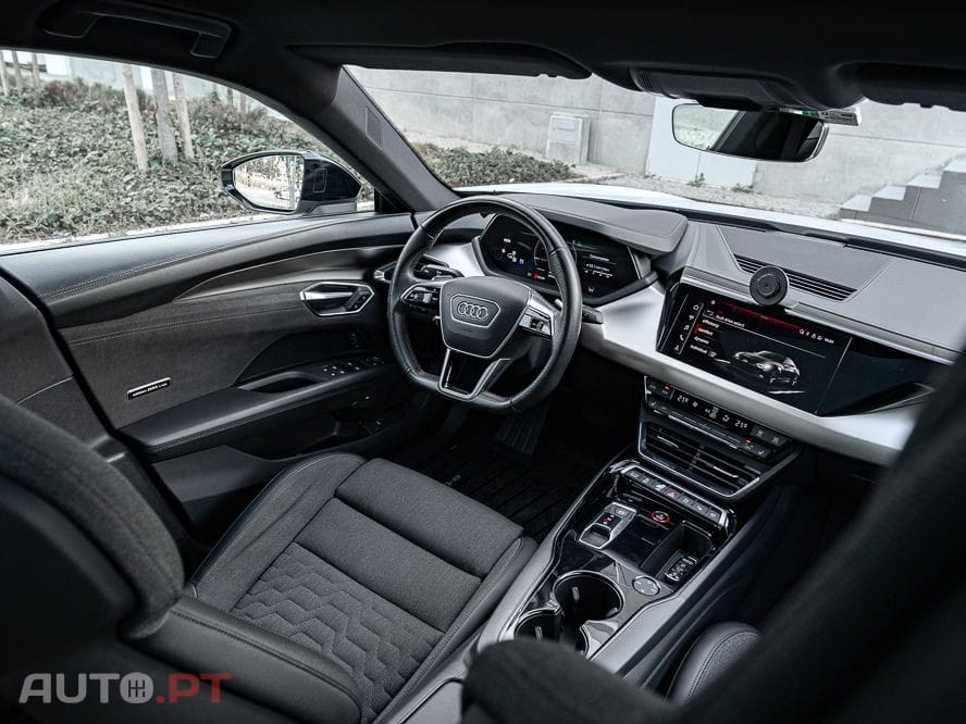 Audi E-Tron GT quattro