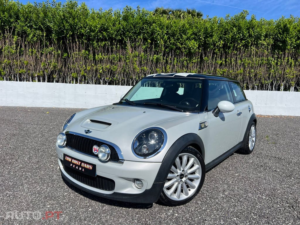 MINI Cooper S Camden Edition
