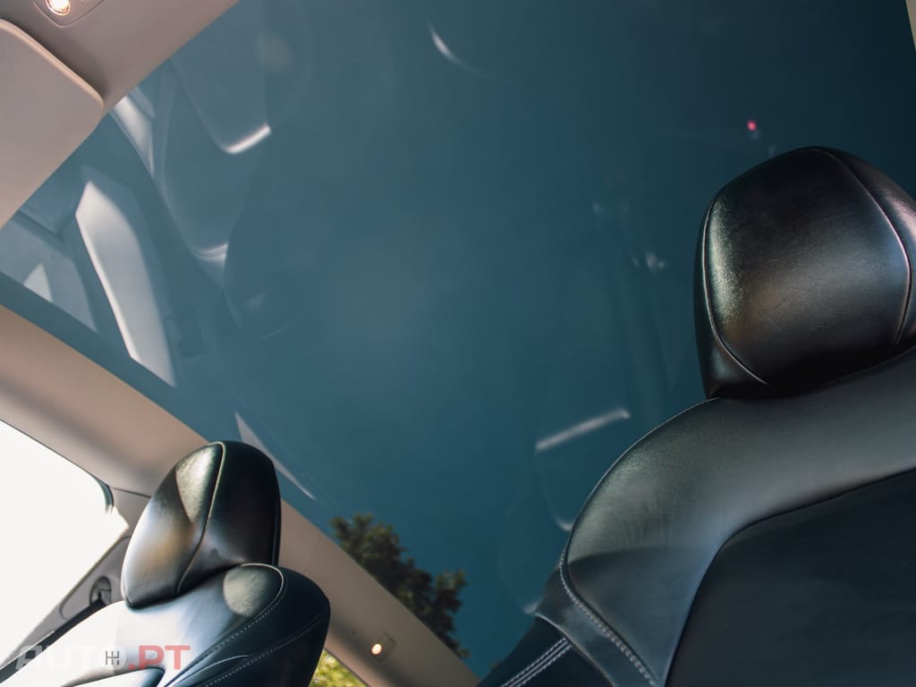 Tesla Model Y Long Range Dual Motor AWD