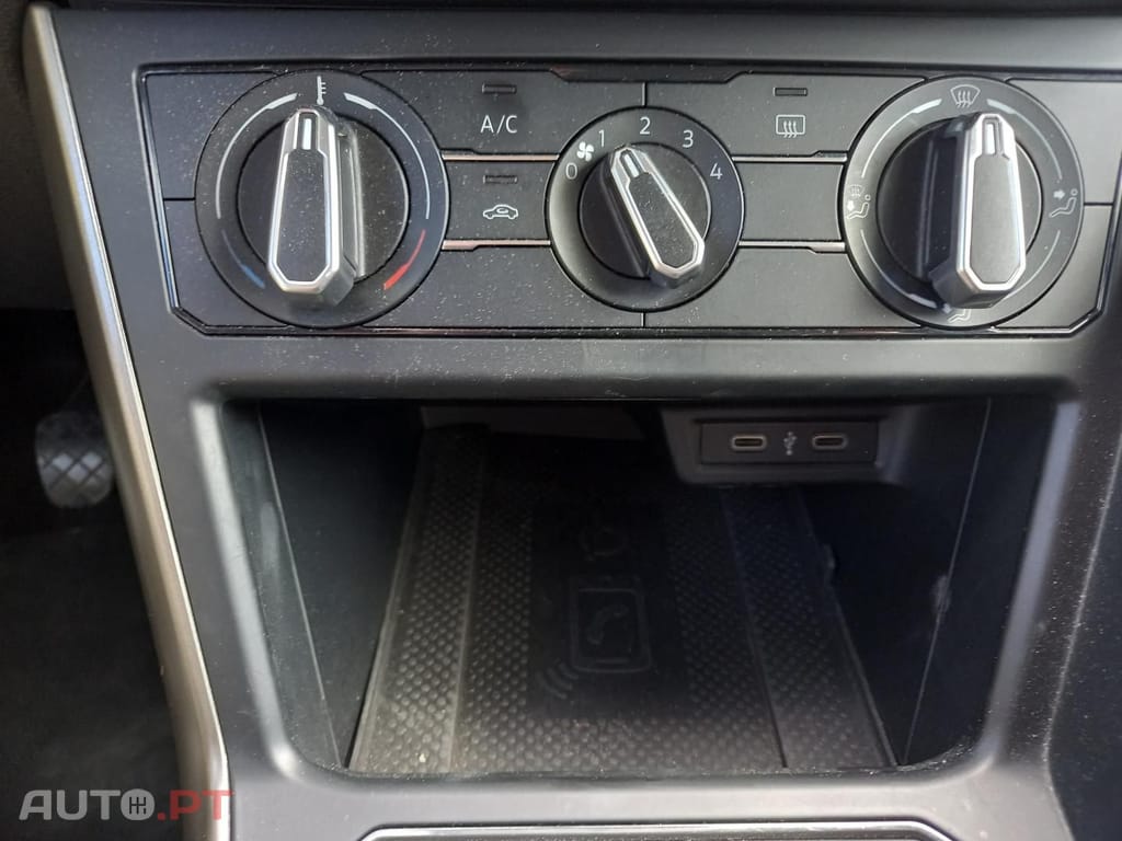 Volkswagen Polo 1.0  Confortline