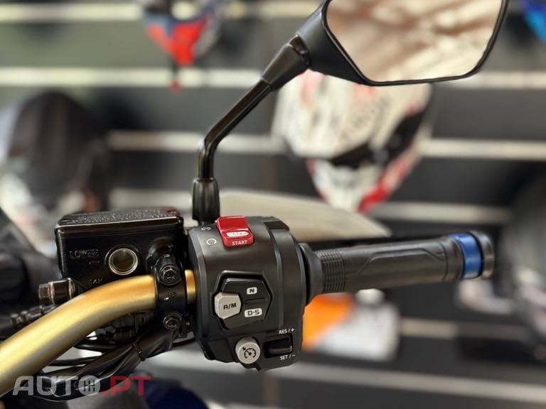 Honda Africa Twin Adventure Sport 1100 DCT