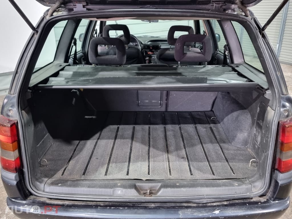 Opel Astra Caravan 1.4i 16V