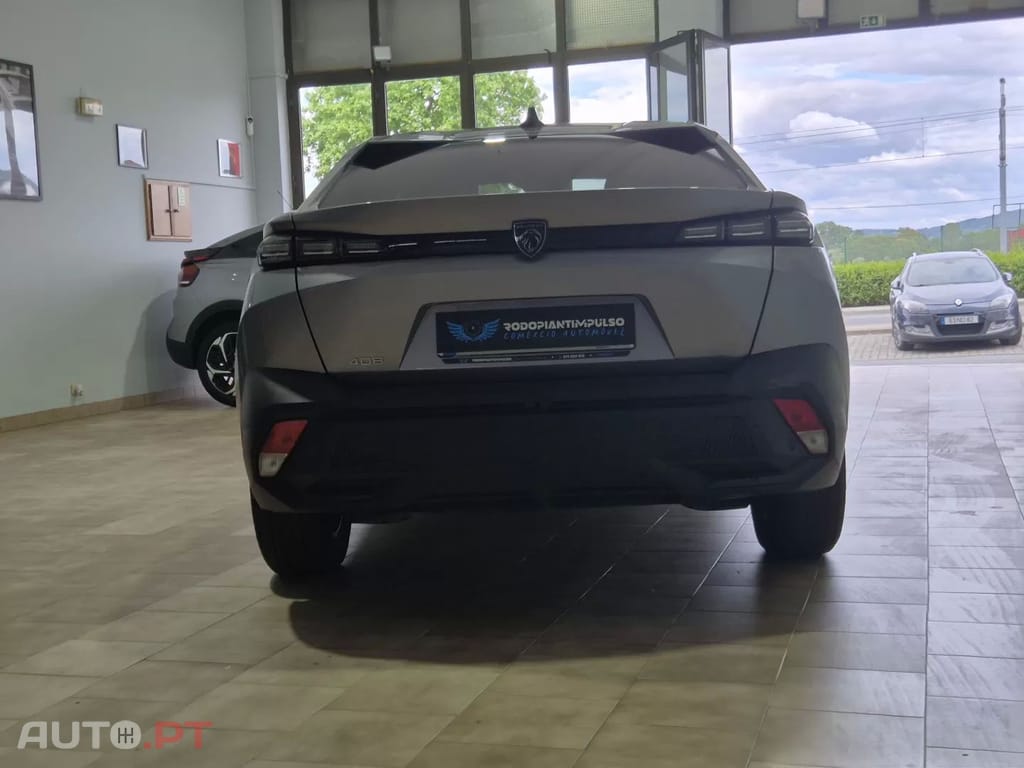 Peugeot 408 1.2 Hybrid Allure e-DCS6