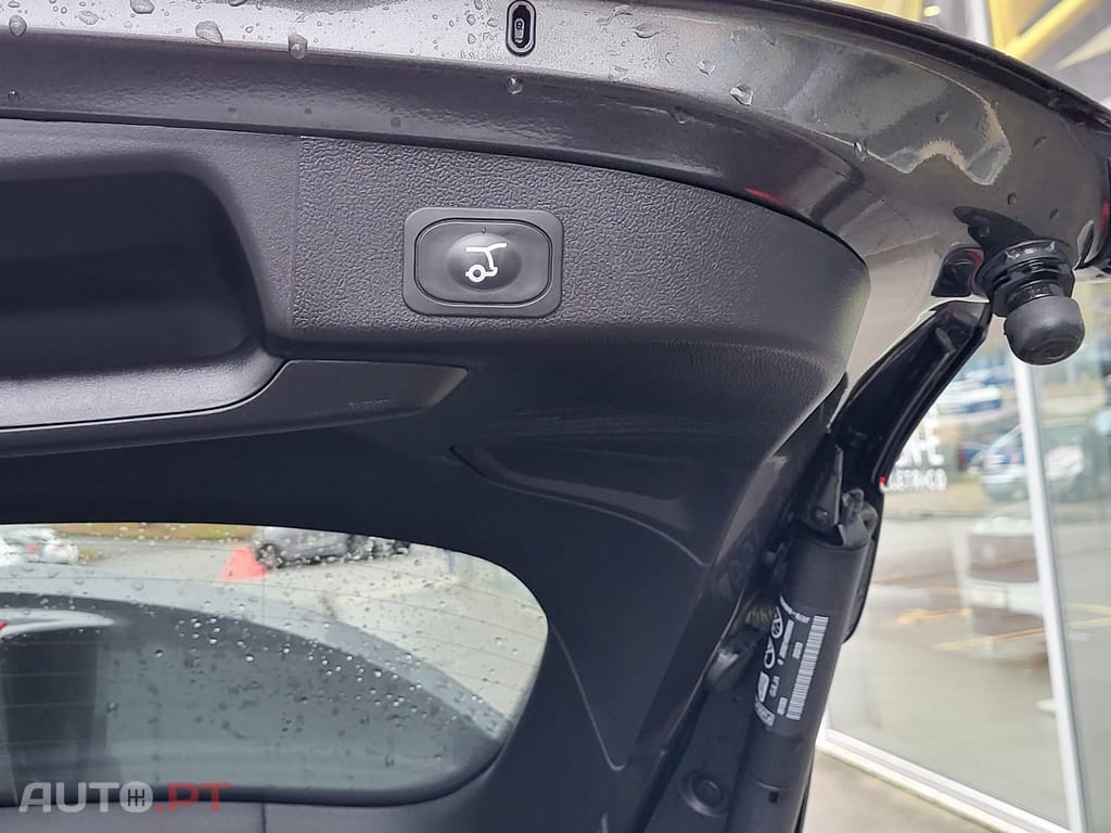 Ford Focus SW 1.0 EcoBoost MHEV ST-Line X