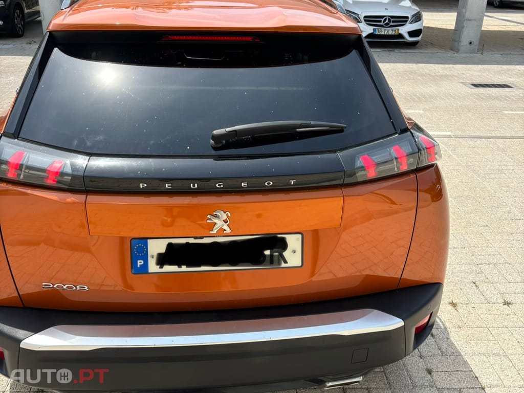 Peugeot 2008 Peugeot 2008 Allure Pack 1.2 PureTech 130 CV