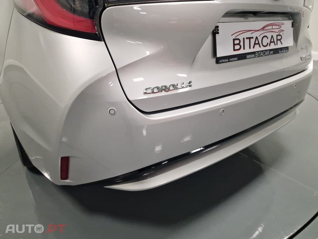 Toyota Corolla Touring Sports 1.8 Hybrid Comfort+P.Sport