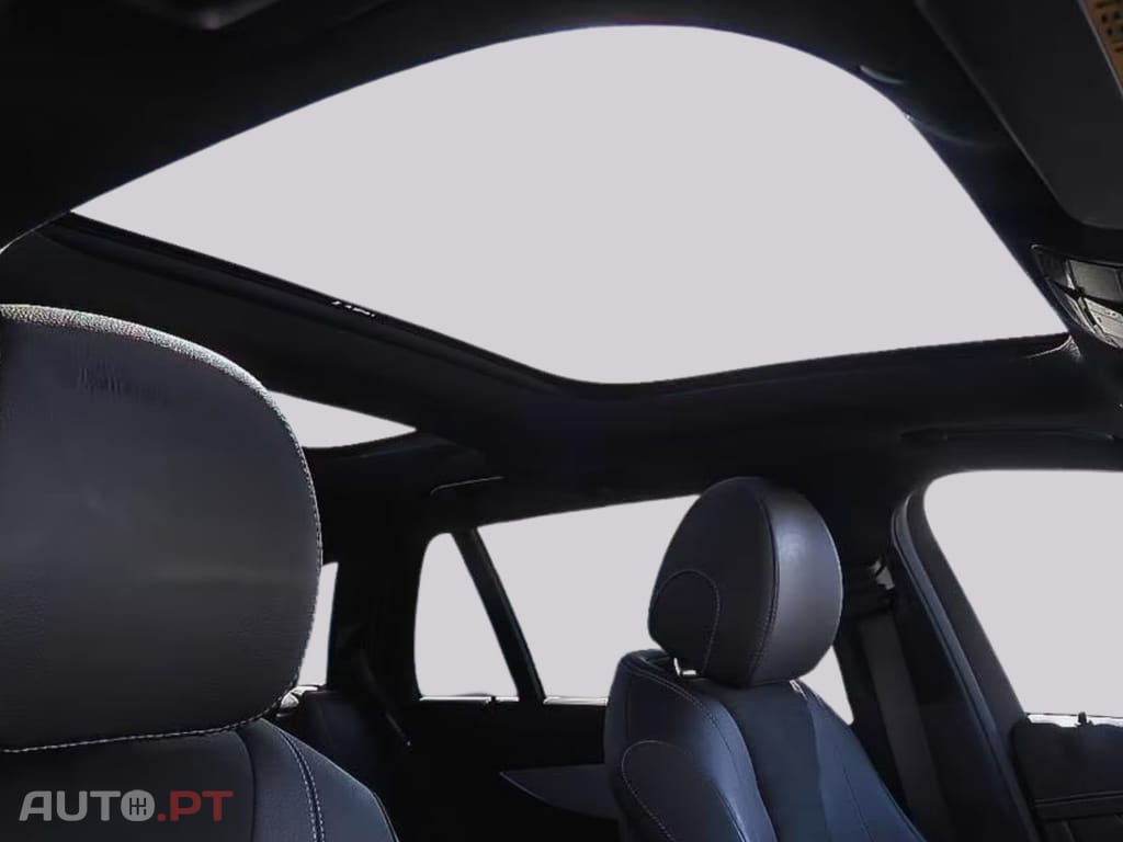 Mercedes-Benz E 300 I.V.A DEDUTIVEL  e T AMG