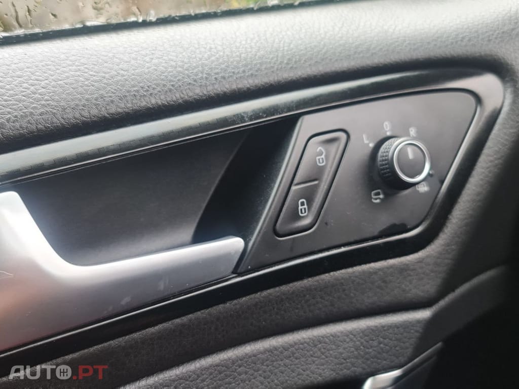 Volkswagen Golf 2.0 TSi R