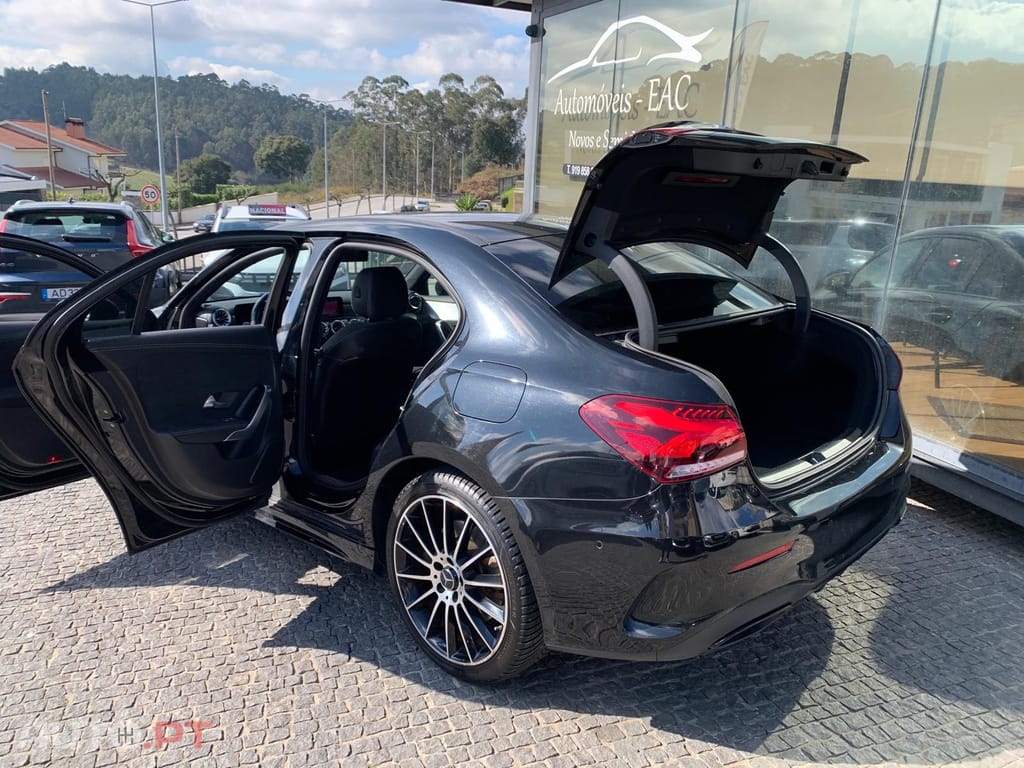 Mercedes-Benz A 250 e AMG Line