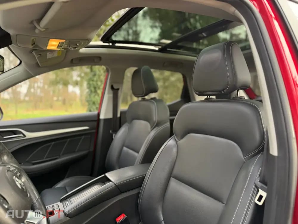 MG ZS Outro