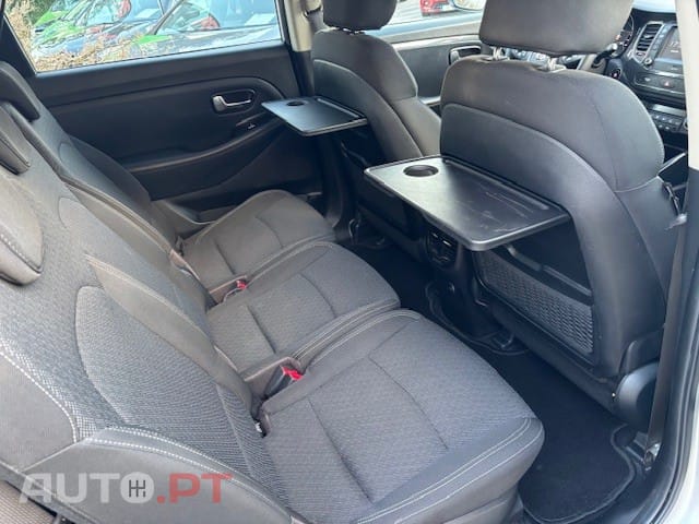 Kia Carens 1.7 CRDi ISG TX
