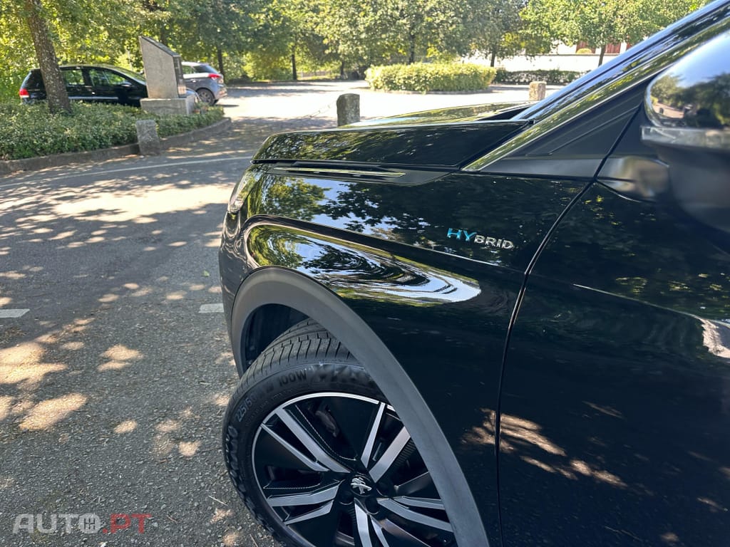 Peugeot 3008 1.6 Hybrid GT Pack e-EAT8