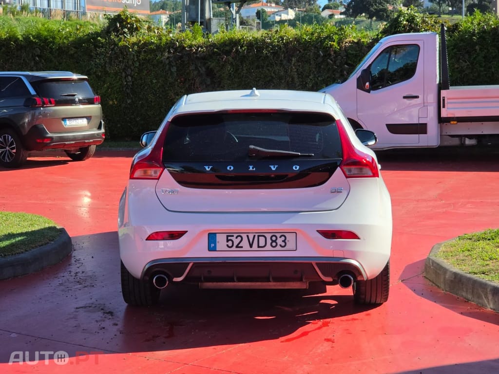 Volvo V40 1.6 D2 R-Design