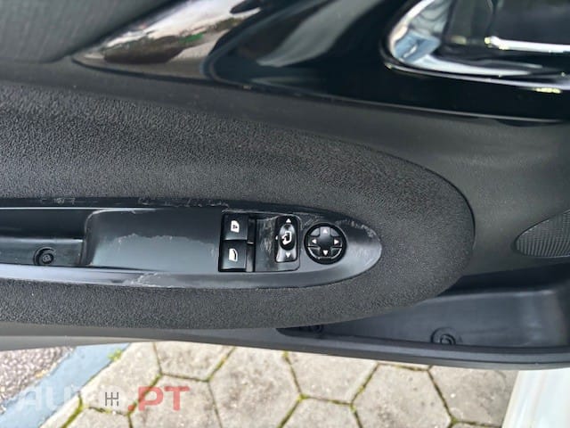 Citroen DS3 1.6 e-HDi Airdream Sport Chic