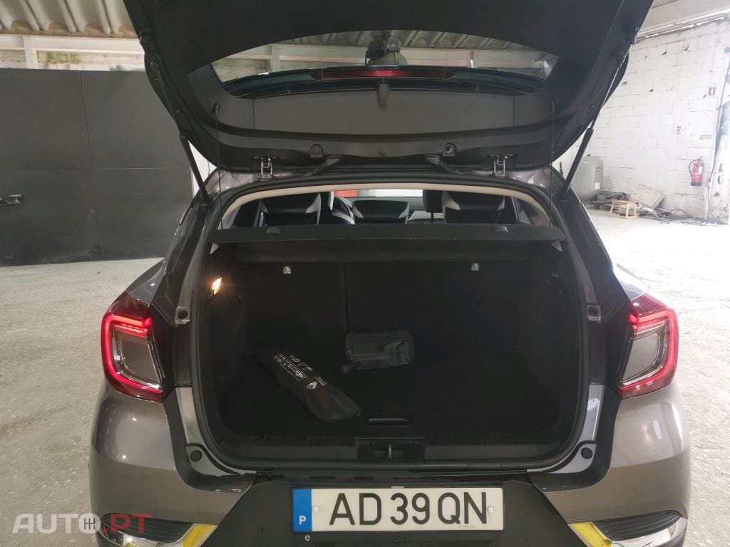 Renault Captur 1.0 TCe Exclusive Bi-Fuel