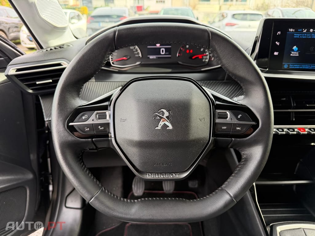 Peugeot 208 1.2 PureTech Allure
