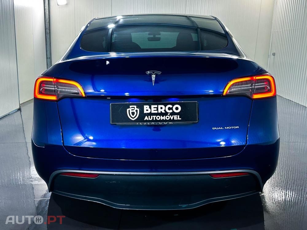 Tesla Model Y Long Range Dual Motor AWD