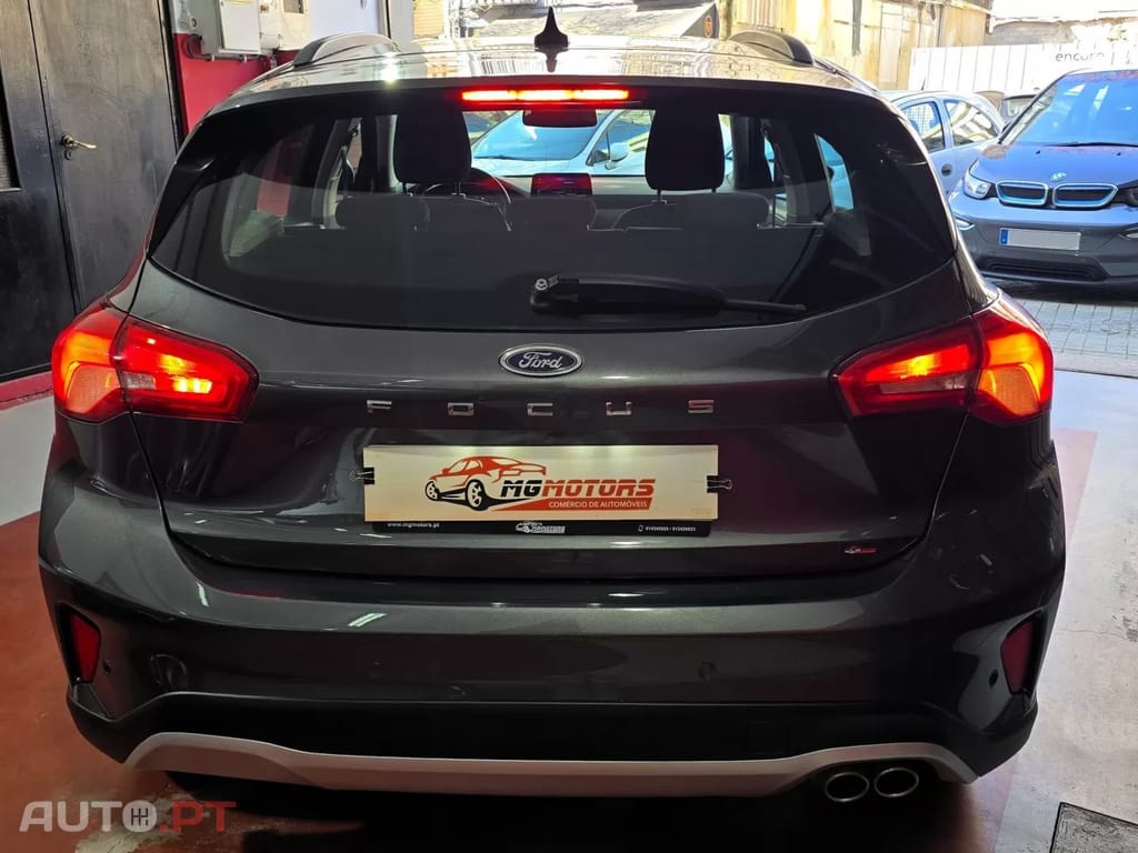 Ford Focus 1.0 EcoBoost Active Aut. — fotografia 7