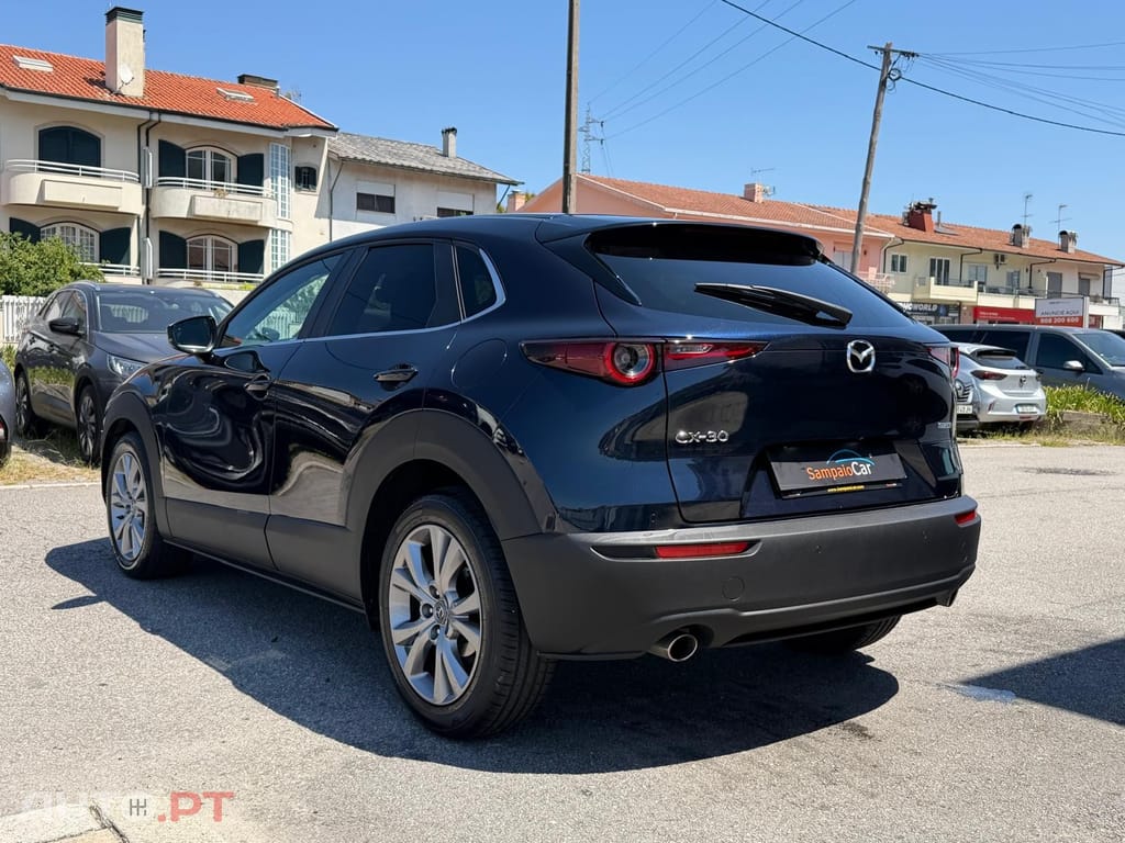Mazda CX-30 2.0 e-Skyactiv-G Exclusive-line AT