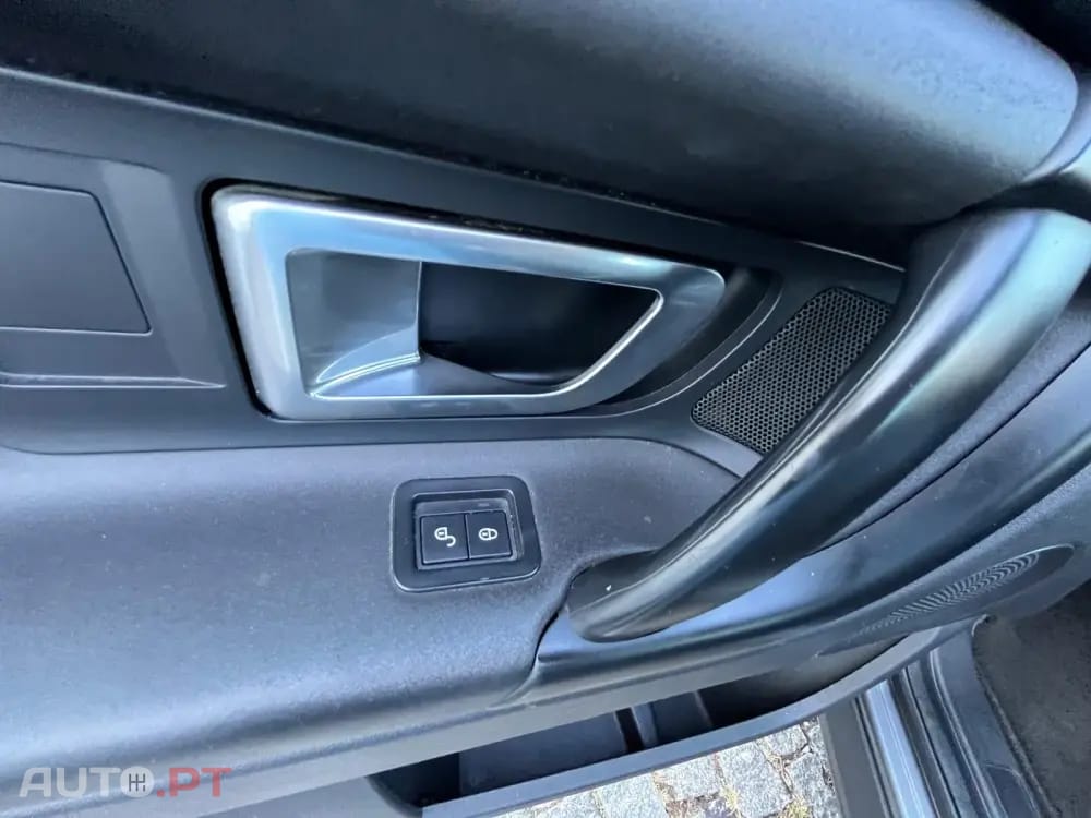 Land Rover Discovery Sport 2.0 TD4 HSE Auto