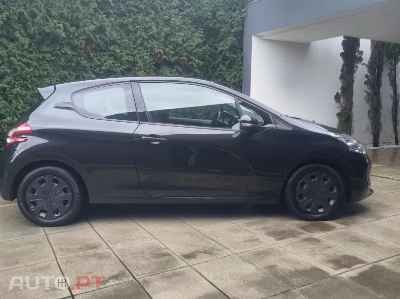Peugeot 208 1.4 HDi Active