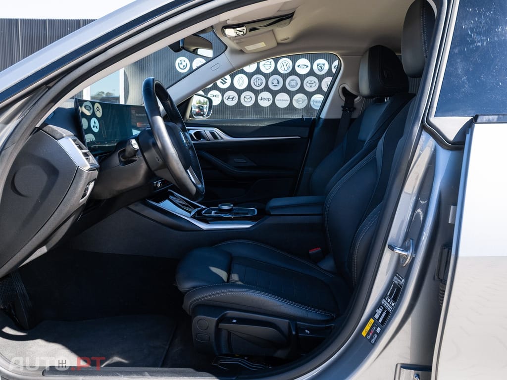 BMW i4 eDrive35