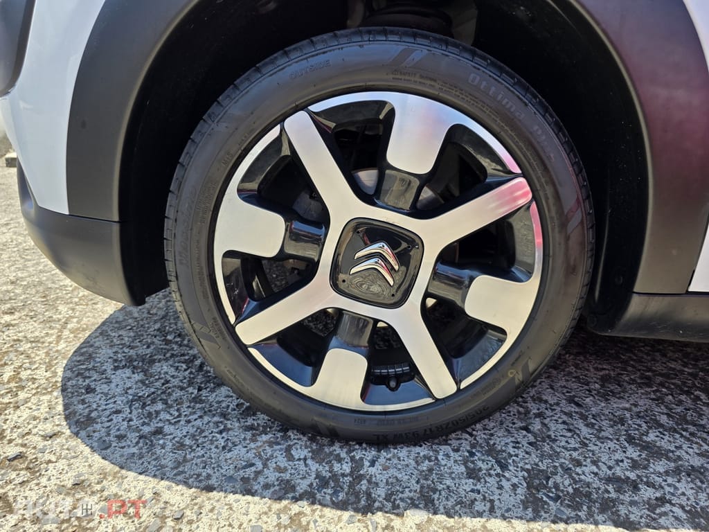 Citroen C4 Cactus 1.6 BlueHDi Shine