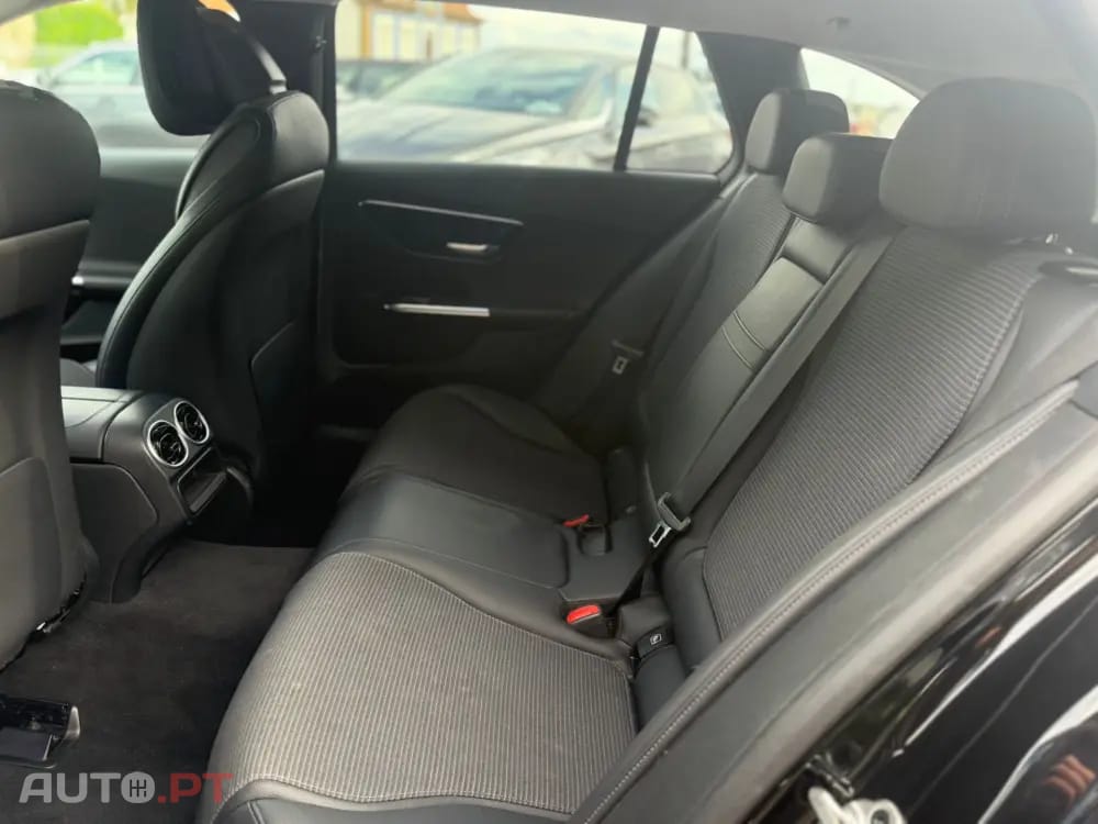 Mercedes-Benz C 200 d 9G-TRONIC Avantgarde Advanced