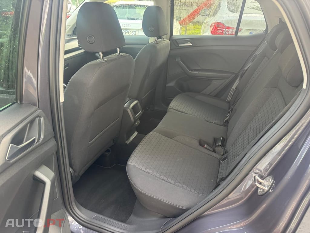 Volkswagen T-Cross 1.0 TSI