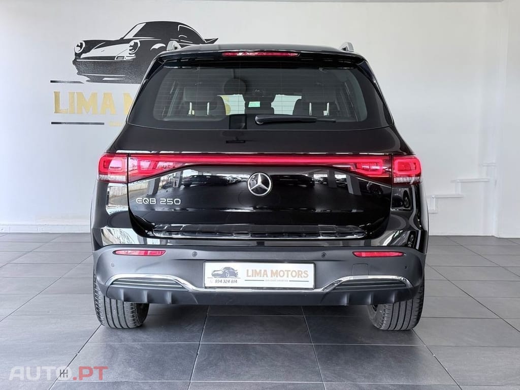 Mercedes-Benz EQB 250 AMG Line