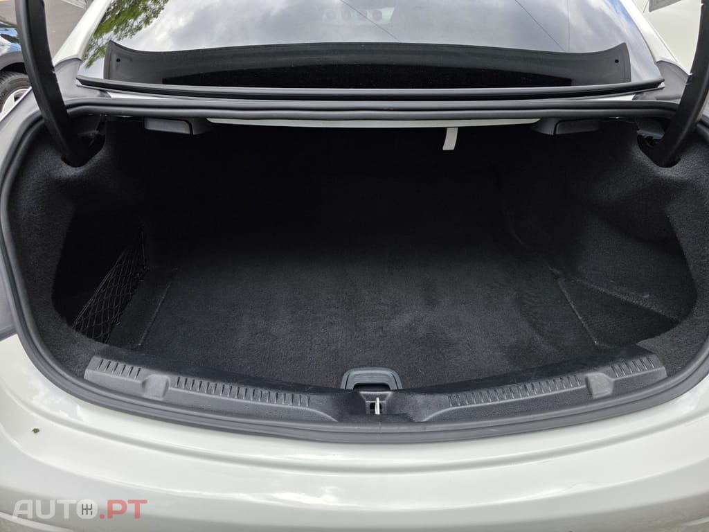 Mercedes-Benz E 220 d AMG Line Aut.