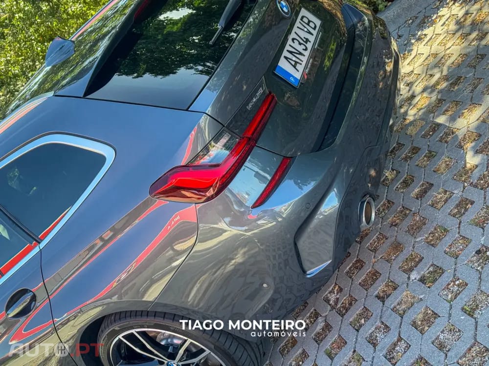 BMW 330 e Pack Desportivo M Auto