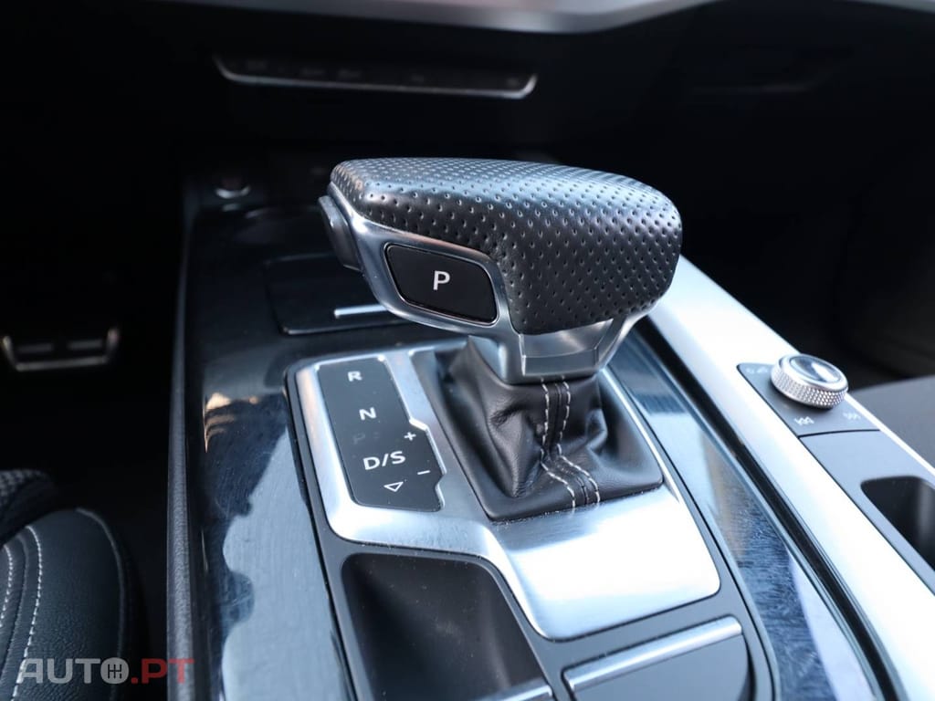 Audi A4 Avant 2.0 TDI S-line S tronic