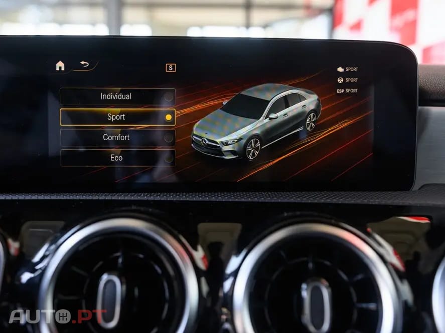 Mercedes-Benz A 180 d AMG Line Aut.