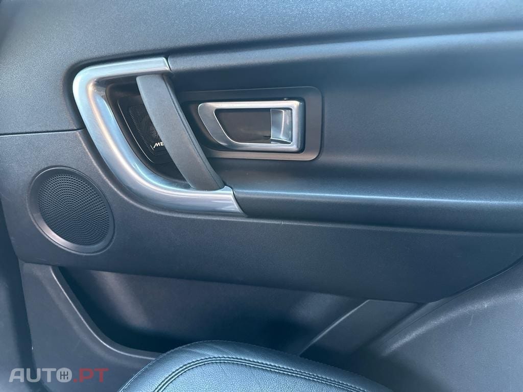 Land Rover Discovery Sport 2.0 TD4 HSE Luxury 7L Auto