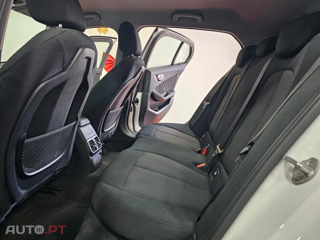 BMW 116 i Advantage Pack M