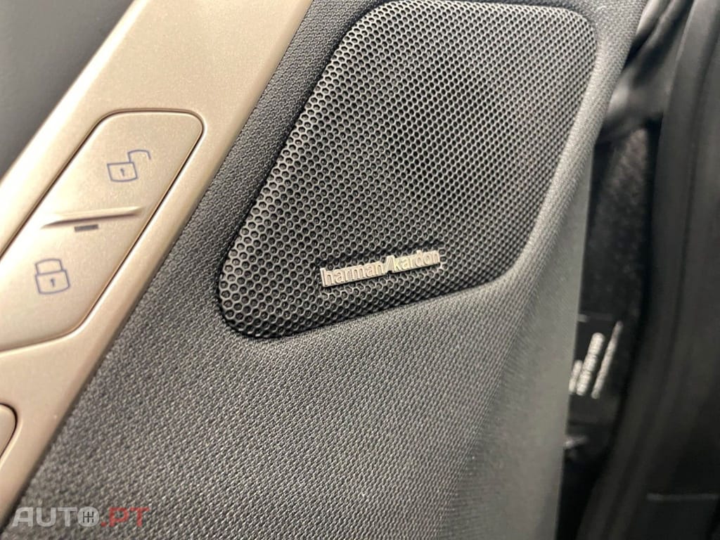 BMW iX 50 xDrive Sport  I.V.A DEDUTÍVEL 