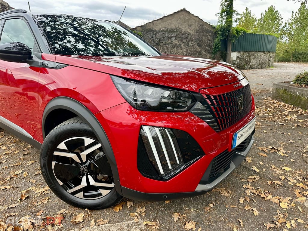 Peugeot 2008 1.2 PureTech GT Pack EAT8