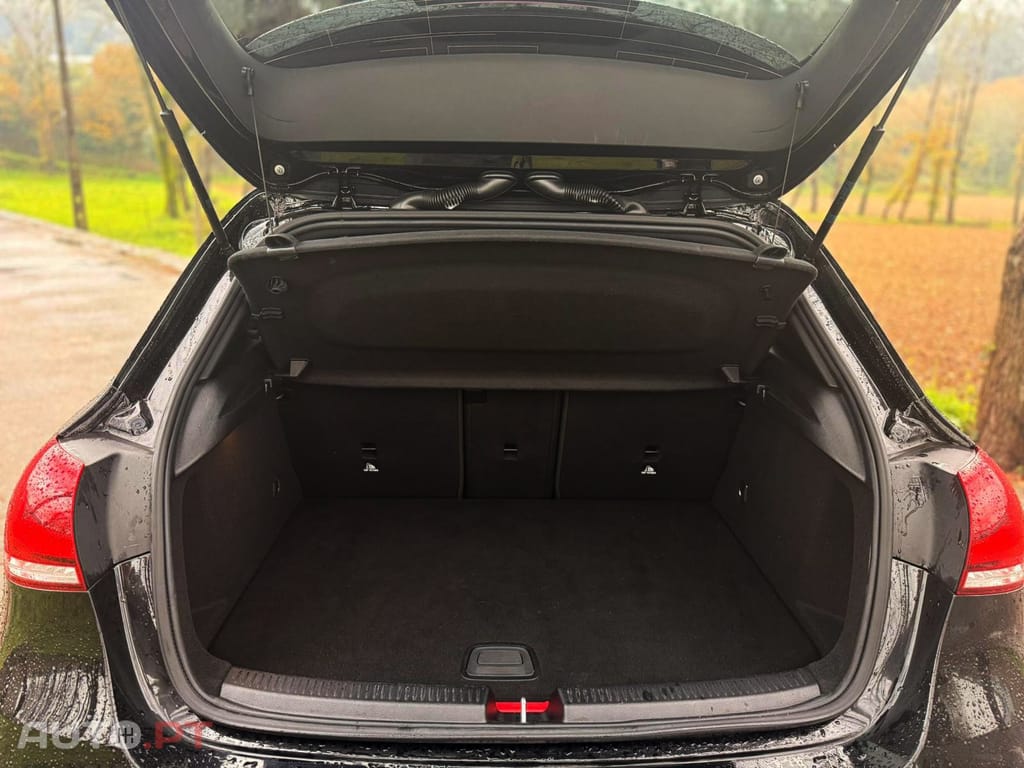 Mercedes-Benz A 250 AMG Line