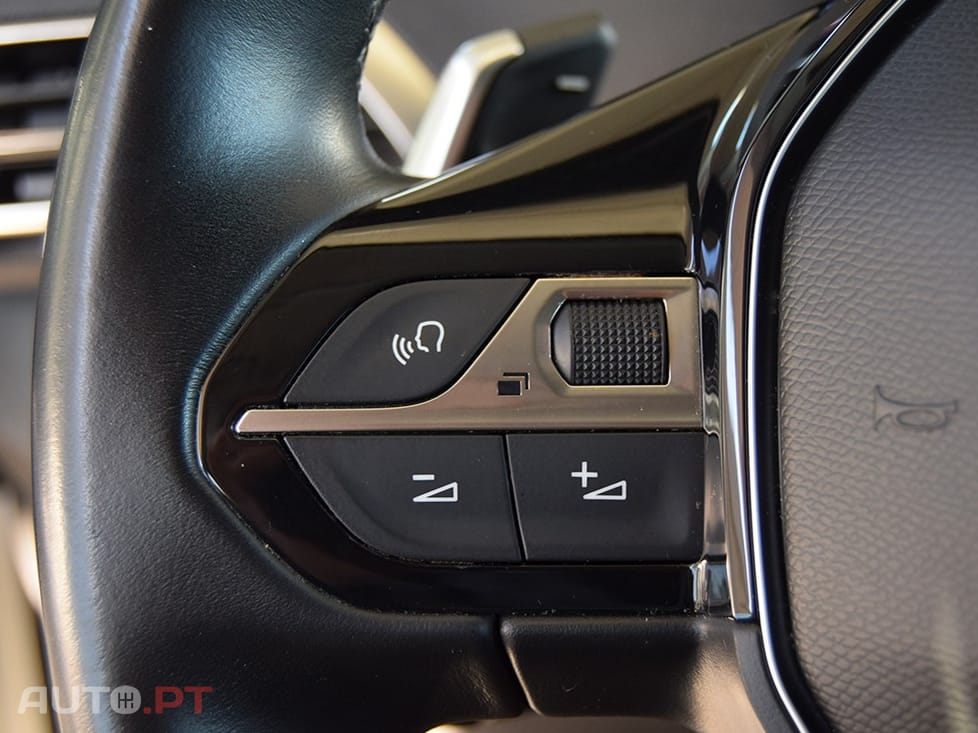 Peugeot 3008 1.2 PureTech Allure EAT6